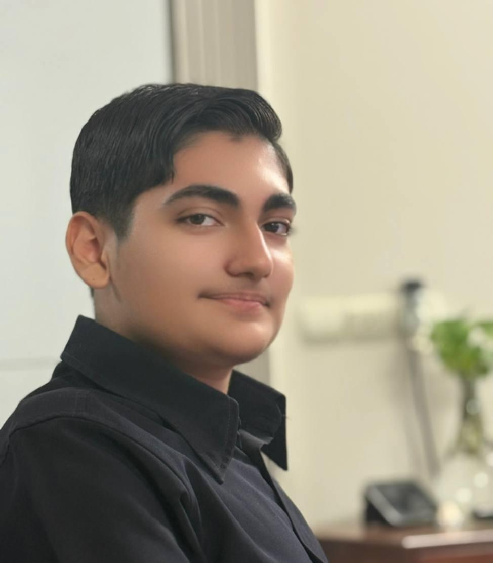 مصطفی طاهر آقالر